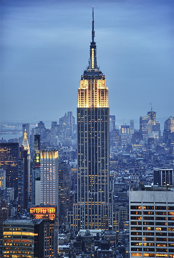 Empire State Building. Foto: http://upload.wikimedia.org/wikipedia/commons/b/b0/Empire_State_Building_(HDR).jpg