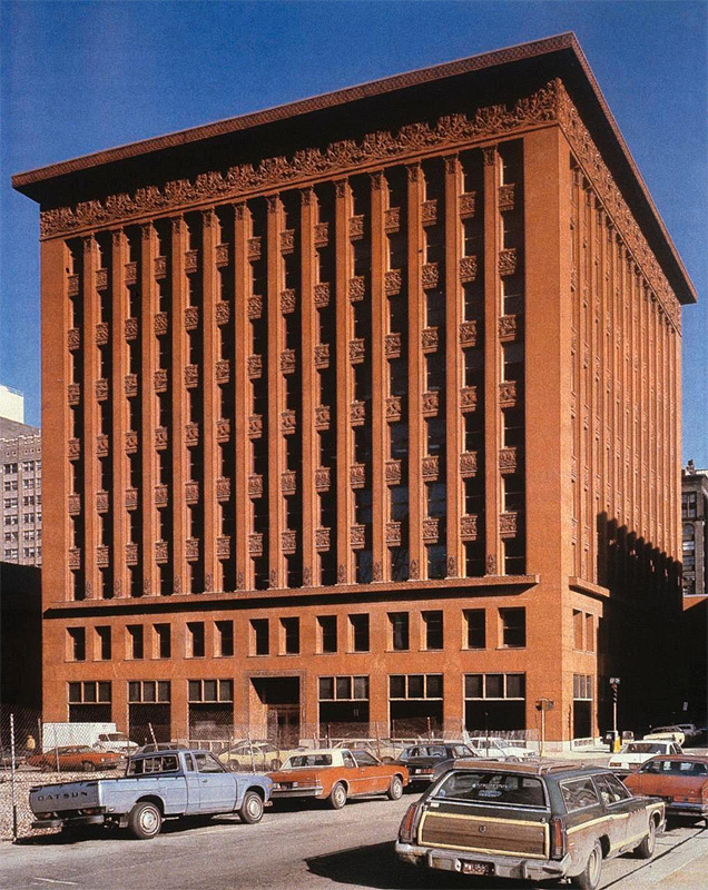 Wainwright Building, St. Louis, arh. Louis Sullivan si Dankman Adler